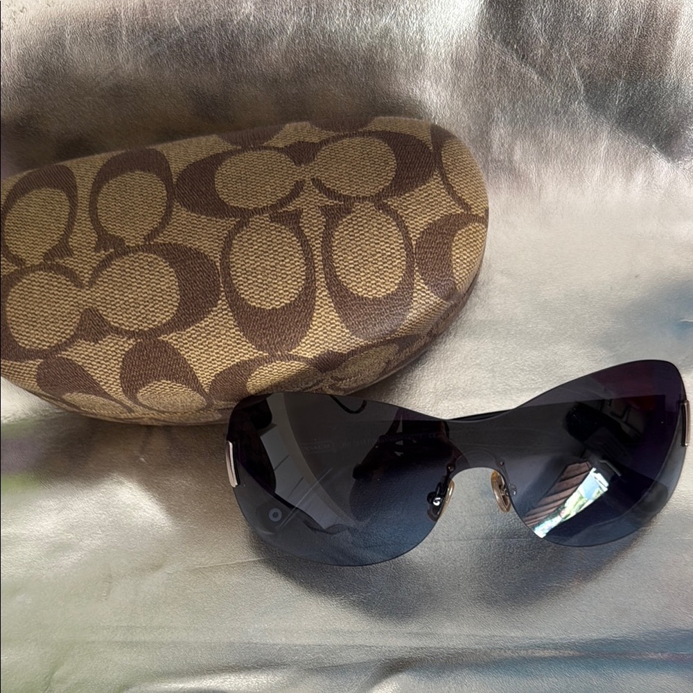 Coach Black and Brown Sunglasses with Signature Case